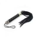 Flogger z Frędzlami „Hard Whip” – Klasyczna Czerń