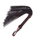 Delikatny Flogger dla Początkujących w Świecie BDSM