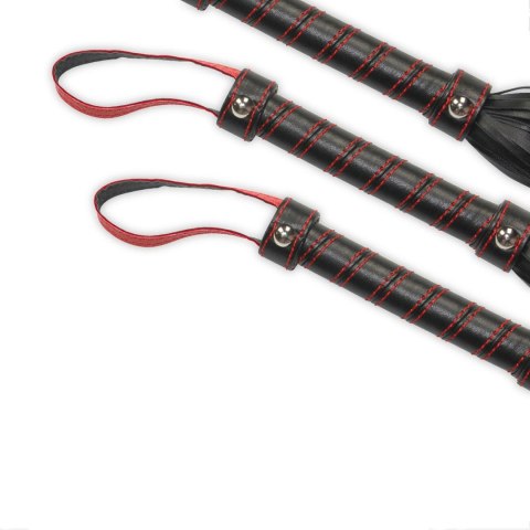 Delikatny Flogger dla Początkujących w Świecie BDSM
