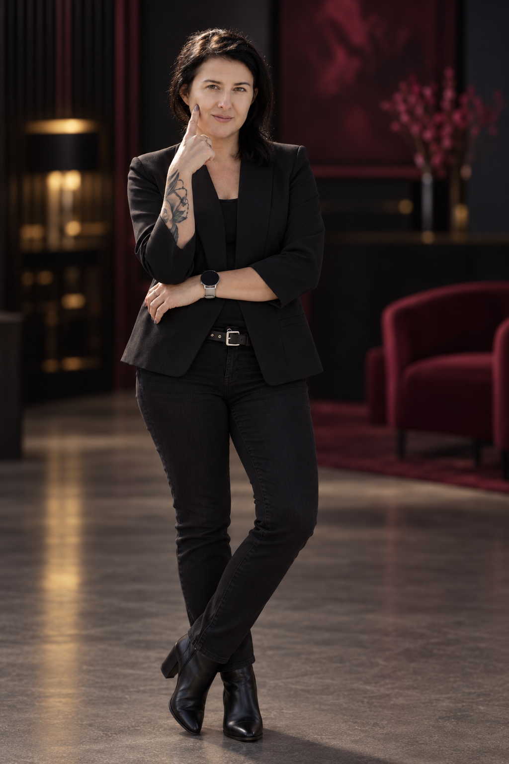 Elegancki-portret-kobiety-w-czerni(1).png